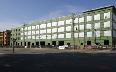 Hundreds of apartments take root on West Broad Street near UMFS campus